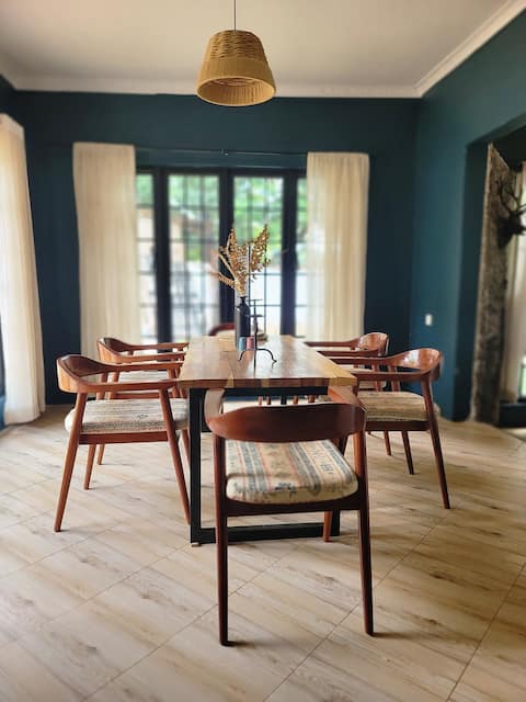 Tulivu Escape: Entire Peaceful House