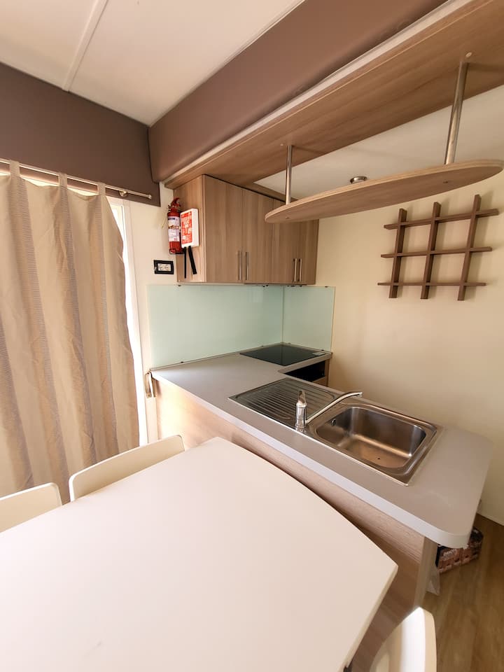 Bungalow Con Jacuzzi, Vista Panoramica Su Giardino - Arezzo