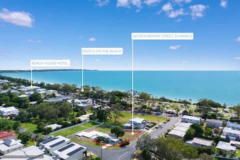 Beachside Cottage
Walk to Esplanade | Pet Friendly