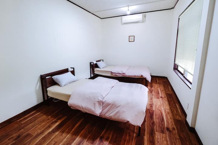 寝室A。2ベッドルーム。