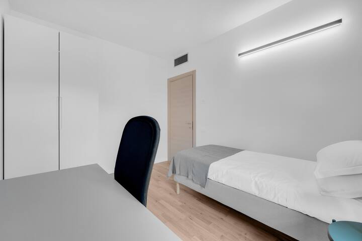 Cefalonia Garden with Terrace & Garage by NDP rent gallery image 5