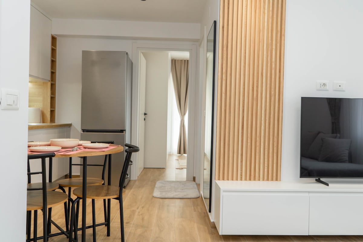 Listing 1441279887591875604