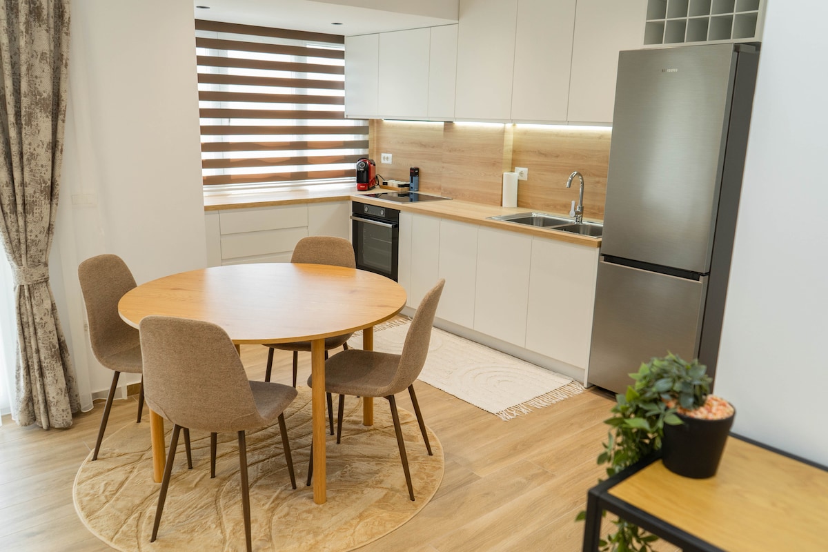 Listing 1441279887591875604