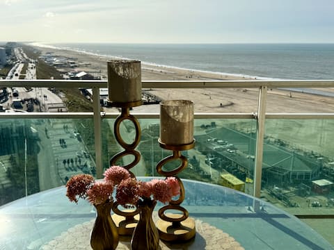 Popular Airbnb listing: Studio Michelle, on the beach in Boulevard Midden