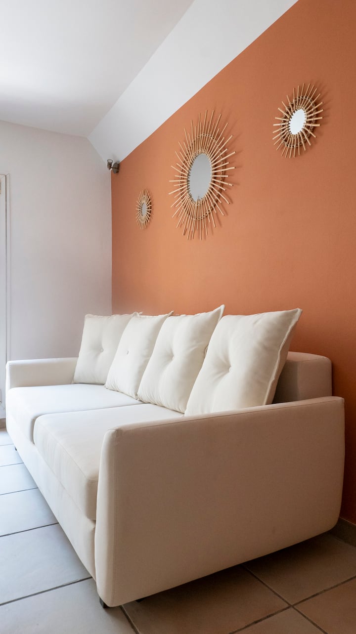 Duplex En Ville + Garage Privé - Salon-de-Provence
