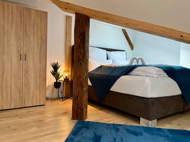 Loft 25 Balkon Schlafcouch - Passau