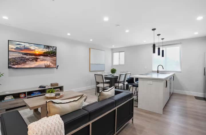 Modern 2br/2ba Retreat | Close To Culver Hotspots - Culver City
