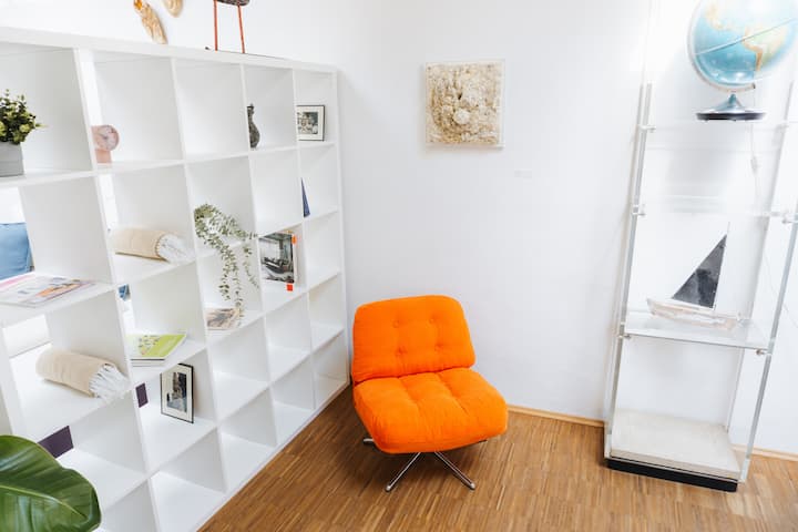 Raum Life – Quartier 10, 300qm Zentral Für Gruppen - Neutraubling