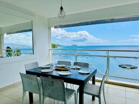 Luxury apartment, ideal location + amazing sea view