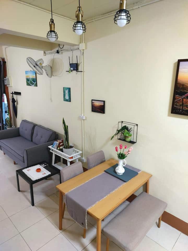Stay And Stitch Town House - Mueang Chiang Rai