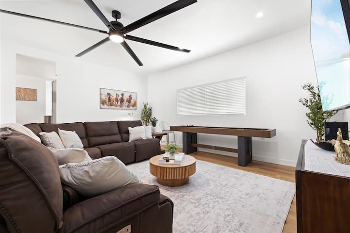 Ranch Home Retreat – City Access & Horse Stalls - Chula Vista, CA