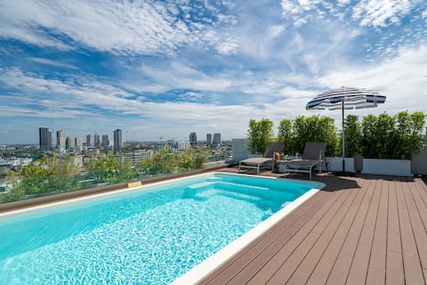 Private pool duplex 3BR + 3.5Bath, plus 3 bedrooms