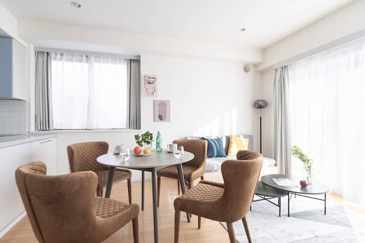 8 Min. Walk To Hiroo Station / Spacious 1ldk / H01 - 東京都