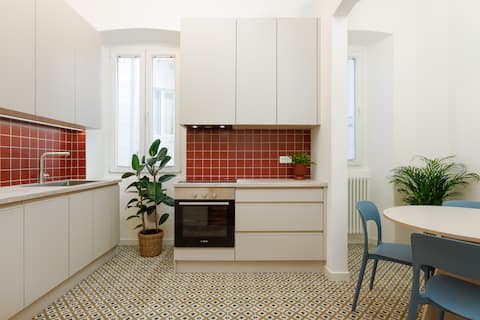 Annuncio Airbnb popolare: Charming apartment - New’25 - Center a Trieste