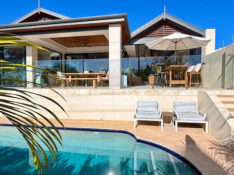 Amazing Coastal House! Perfect for families