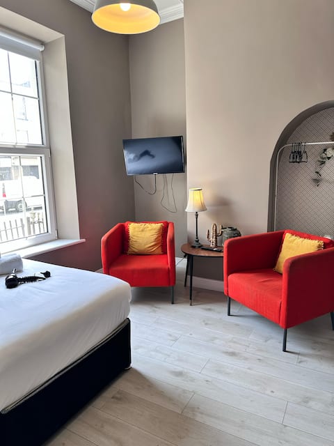 Top performing Airbnb: Modern Ground Floor Studio, Dublin 1 in Cabra Glasnevin