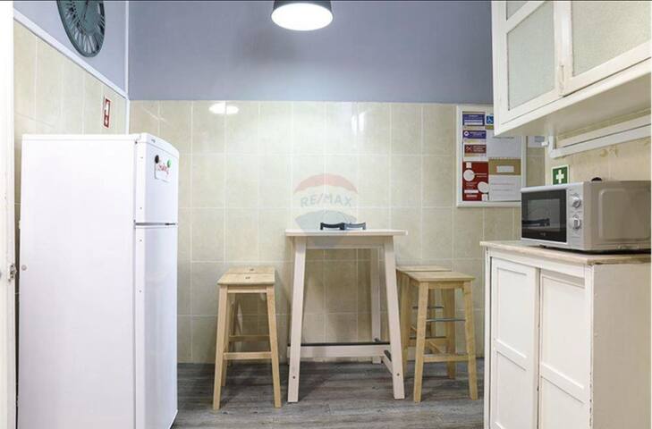 Downtown Lisbon Apartment gallery image 3