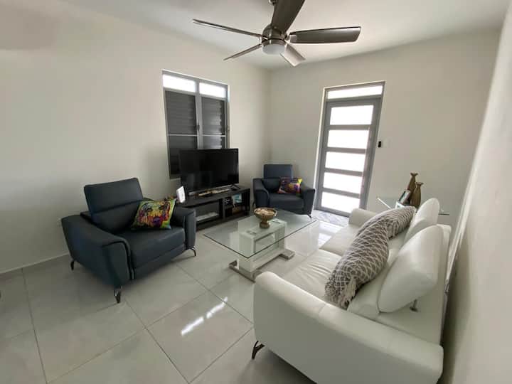 Beach Oasis W/ Pool & Patio - Aguadilla