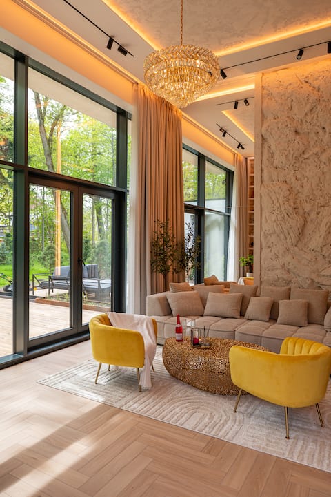 Luxury Loft with Love Seaside self check-in