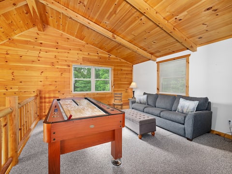 Top Airbnb: Mountain Air Hot Tub|Fire Pit in Bryson City