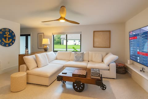 Top Airbnb: N&M Beach House Port Charlotte in North Port