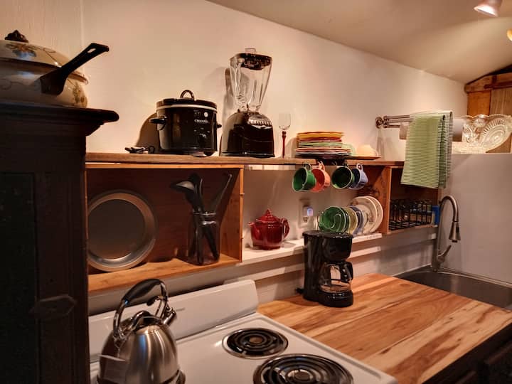 Stone Carriage House -Bring Your Dogs! - Dutchess County, NY