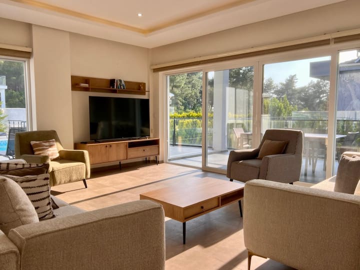 Villa İMza, 5+1, Geniş Havuzlu, Doğa Manzaralı, - Ölüdeniz