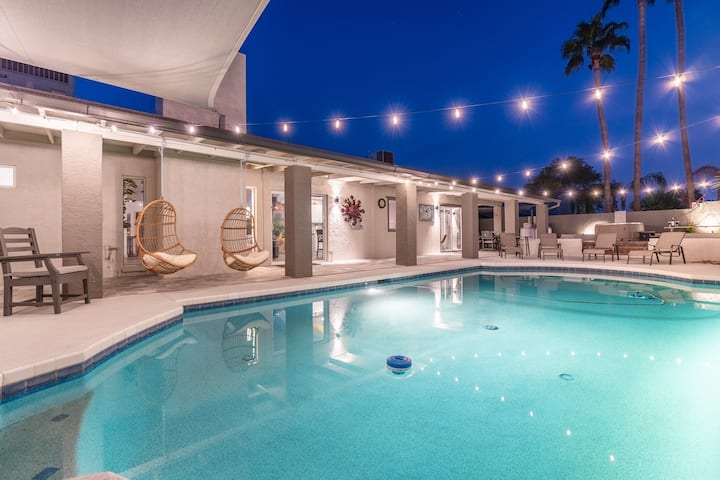Epic PHX Fun-Game Room•Pool•Hot Tub•Mtn Views - Houses for Rent in
