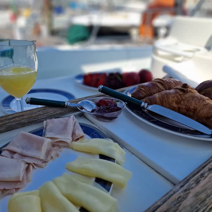 Cascais Sailboat Experience