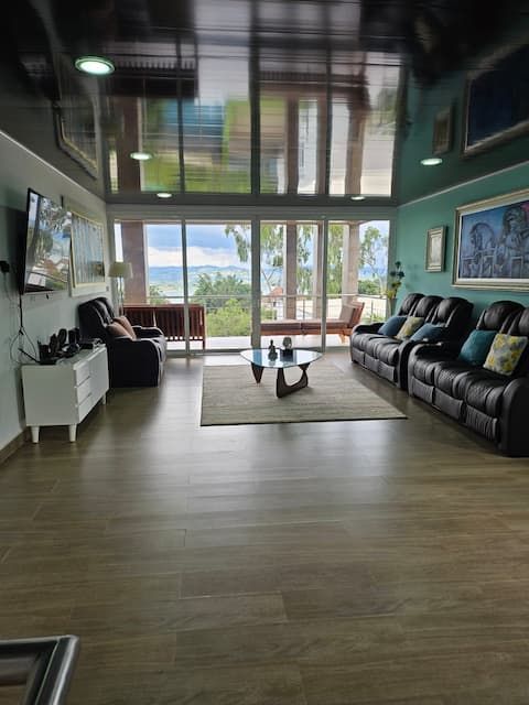 Top Airbnb: Rest & Comfort Country House in Calima