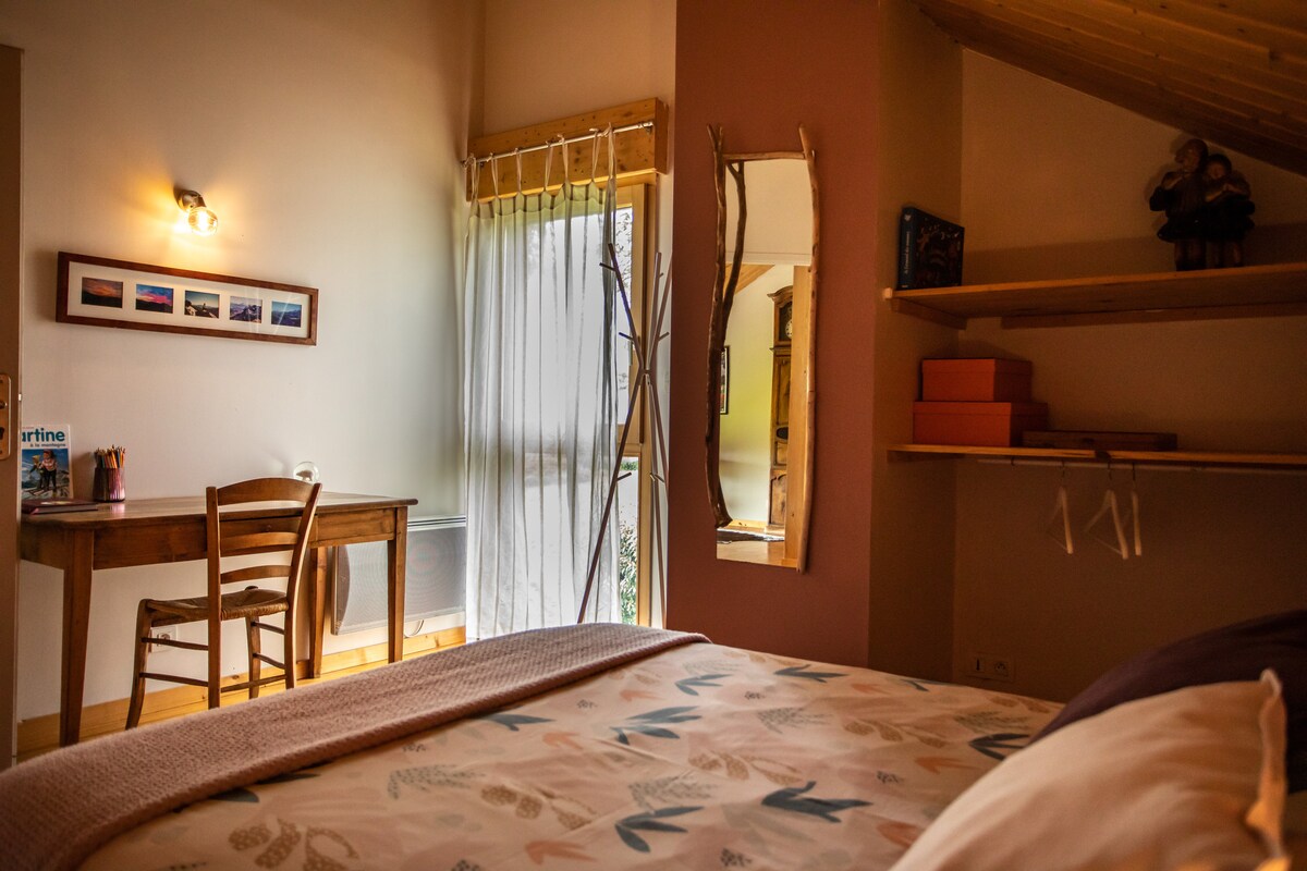 Dhoma e gjumit 1, "fëmijëri", me 1 krevat prej 140 cm