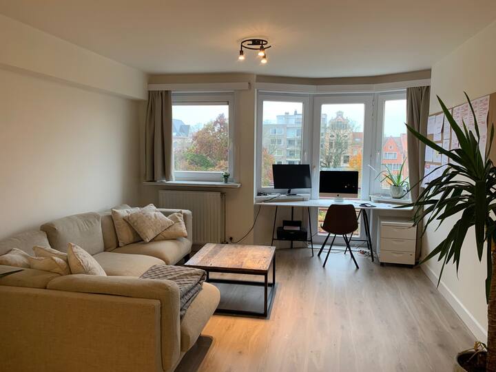 Beautiful apartment in the city centre of Bruges. Condominiums for