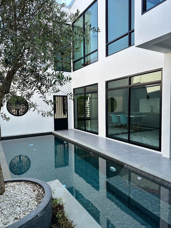 Modern ZEN Vibe 3BR Pool Villa Phuket