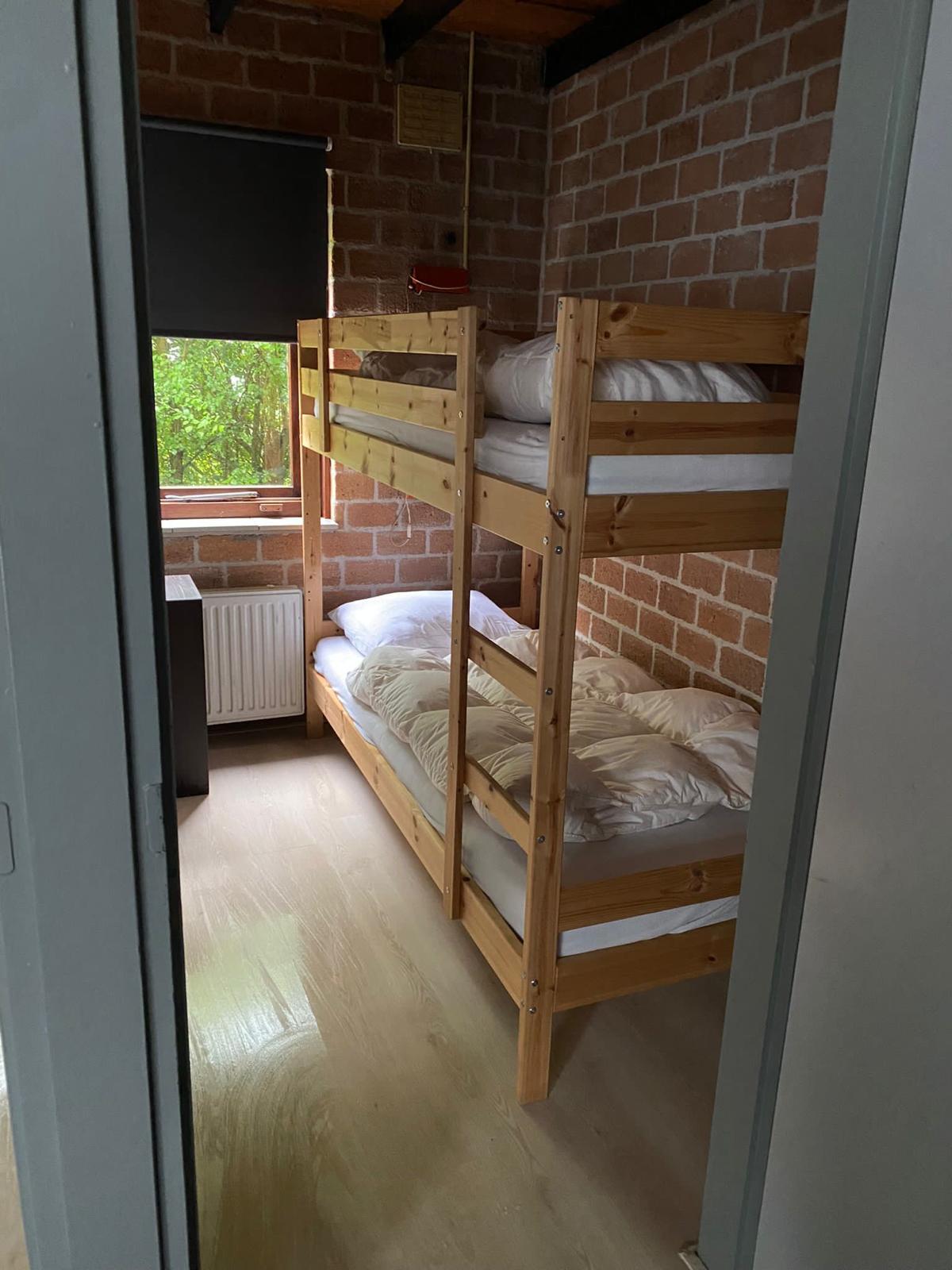 غرفة النوم 2