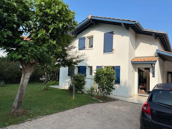 Villa Anglet 9 Pers. Avec Spa Extérieur Et Jardin - Biarritz