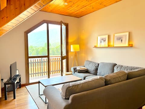 RURAL D'ÀNEU | Charming apartment with balcony