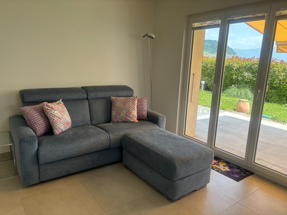 მისაღები ოთახი