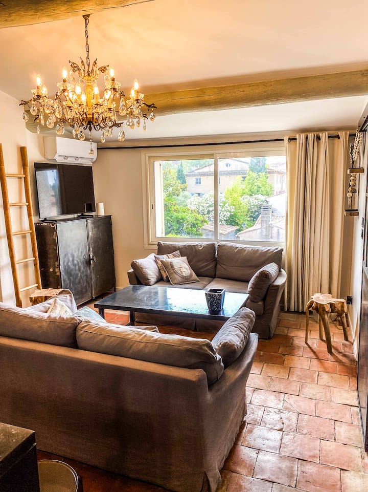 Appartement
Centre Saint-tropez
"L'annexe" - Saint-Tropez