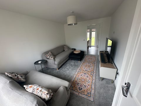 Popular Airbnb listing: Three bedroom detached house in Liberton & Gilmerton