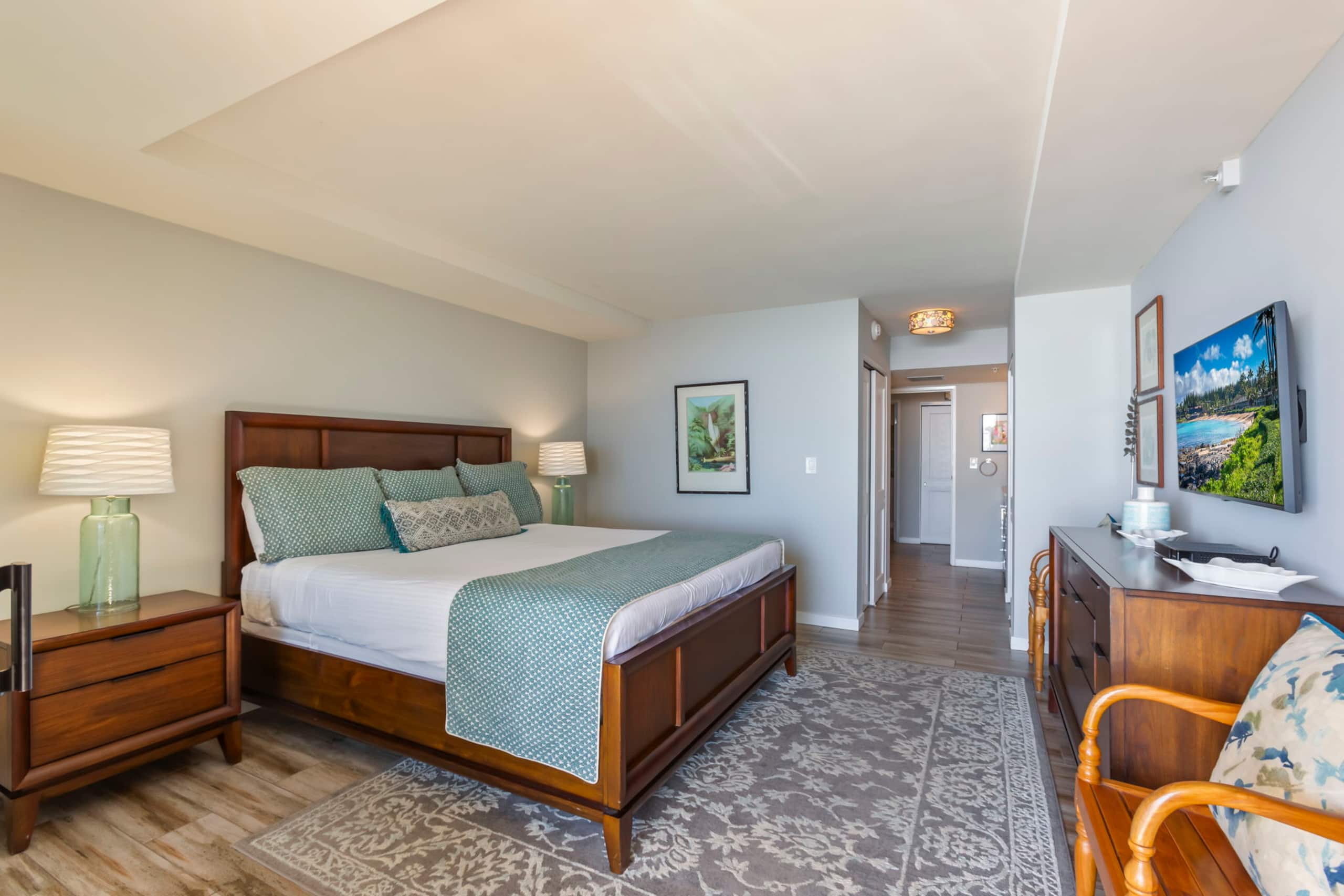 Condo in Lahaina · ★4.92 · 2 bedrooms · 3 beds · 2 baths - Image 59
