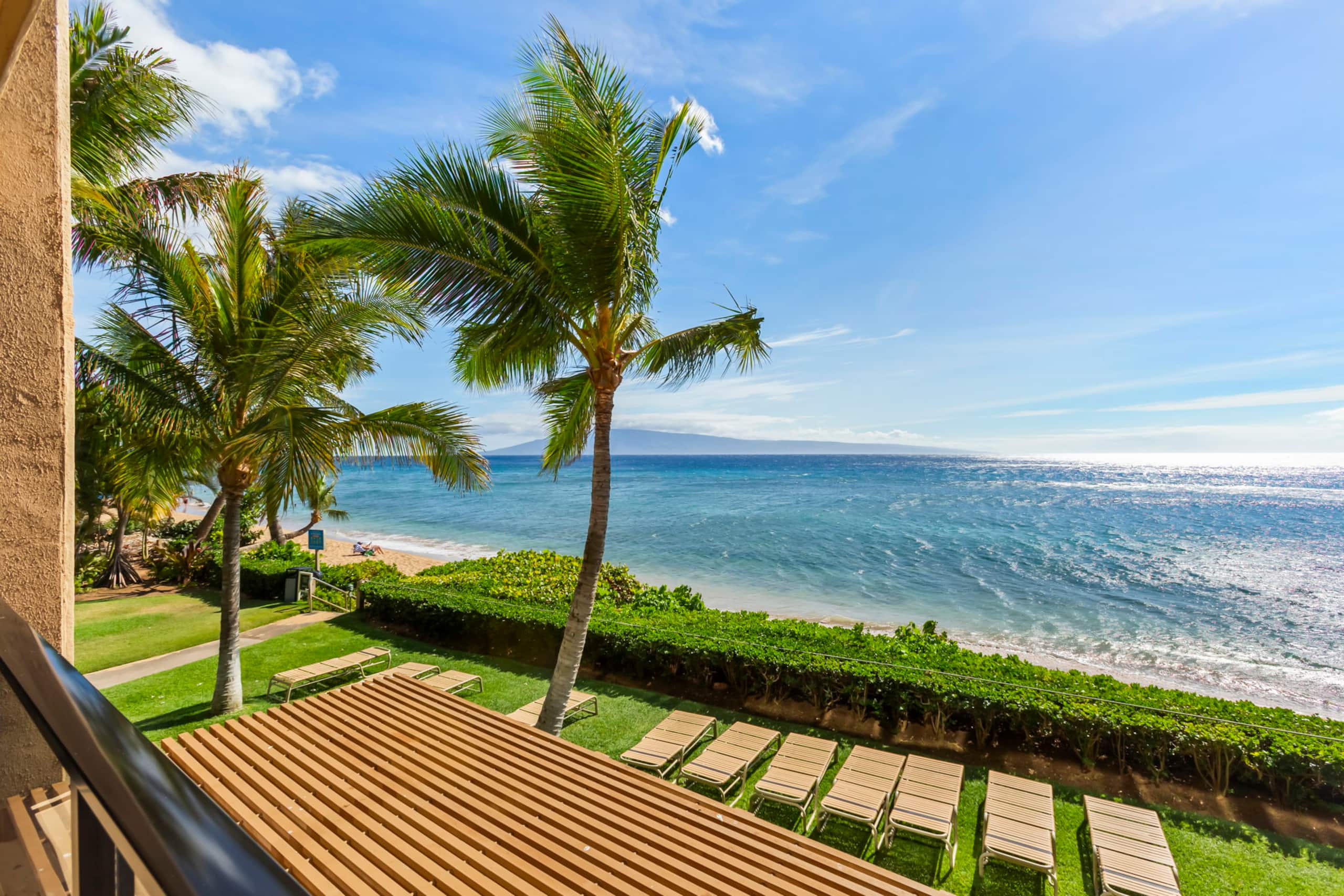 Condo in Lahaina · ★4.92 · 2 bedrooms · 3 beds · 2 baths - Image 71