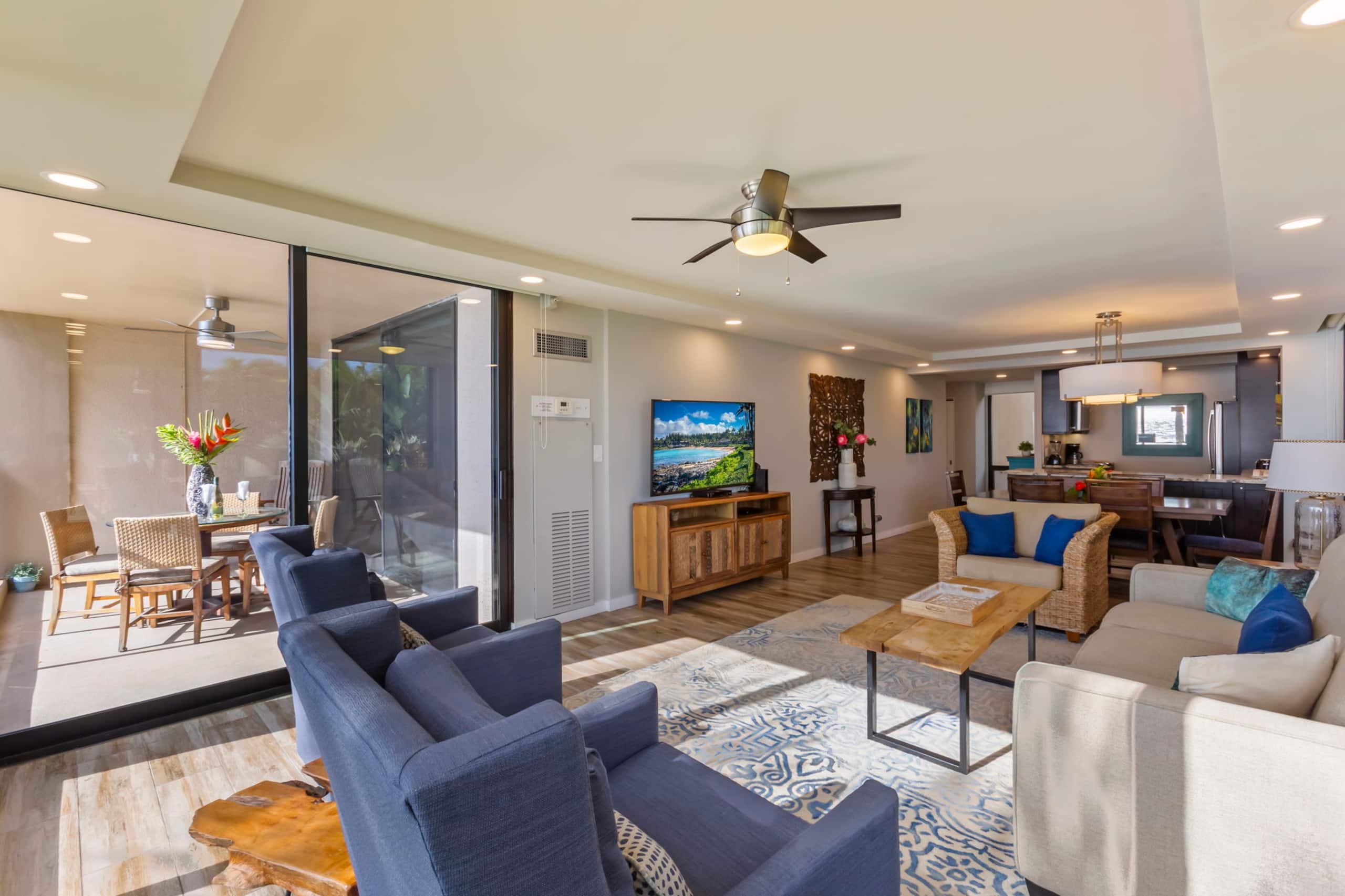 Condo in Lahaina · ★4.92 · 2 bedrooms · 3 beds · 2 baths - Image 3