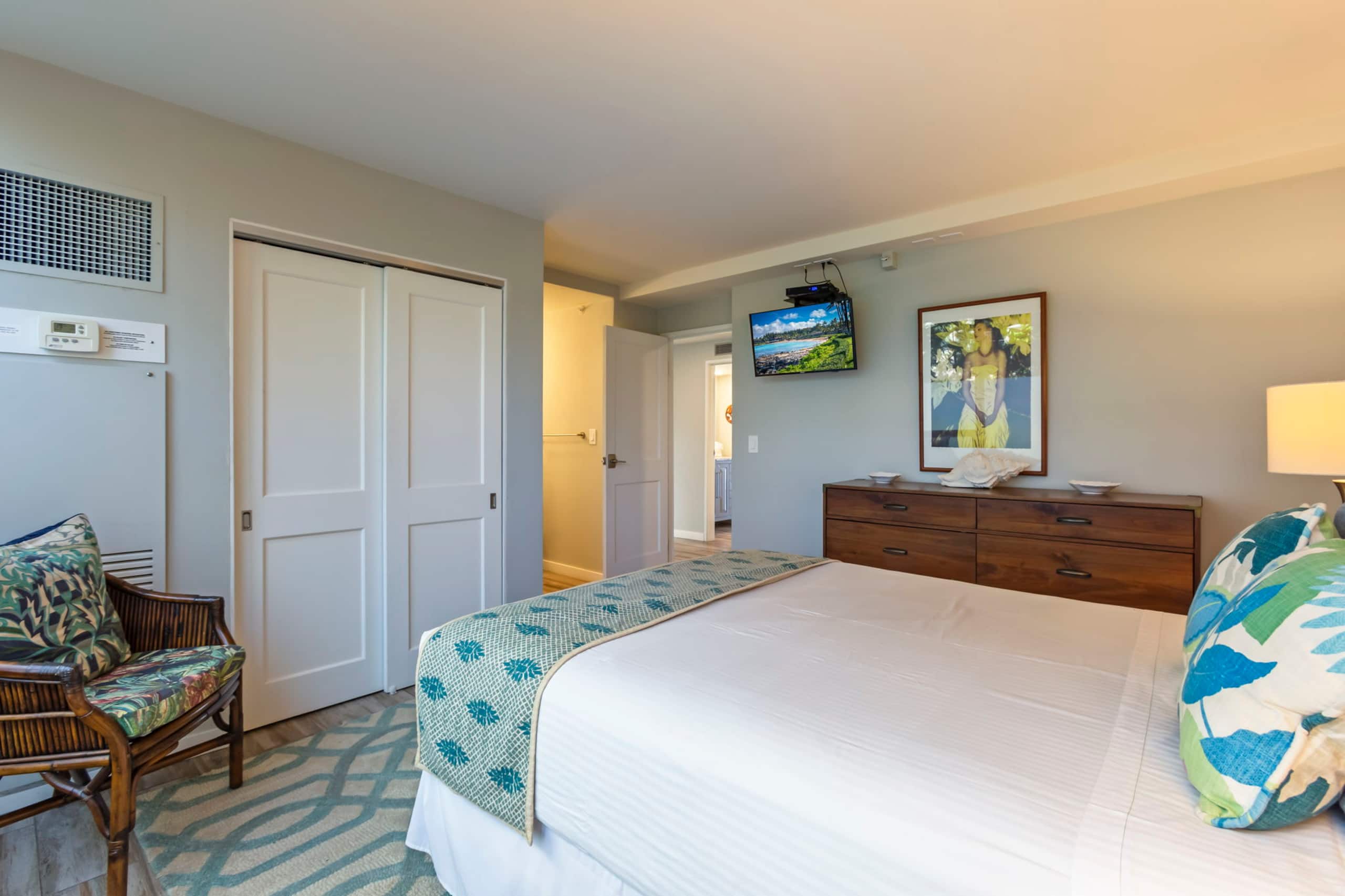 Condo in Lahaina · ★4.92 · 2 bedrooms · 3 beds · 2 baths - Image 26