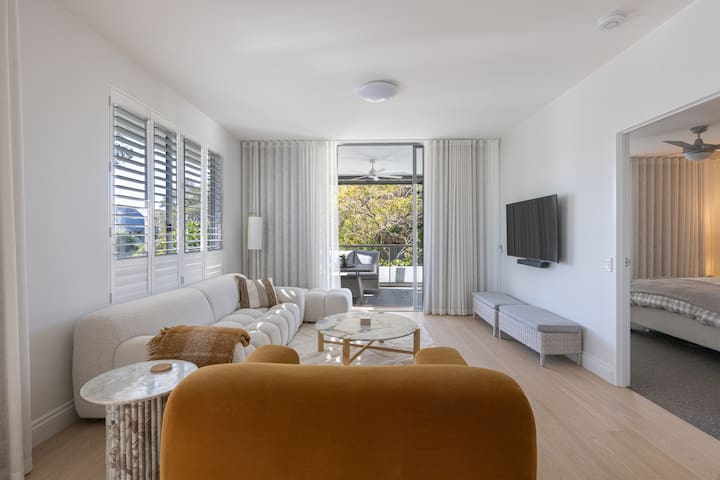 Bulimba Bliss | Elegant, Airy & Scenic Getaway