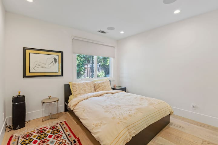 Schlafzimmer 2
