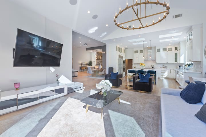 Sillicon Valley's Luxe Heaven - San Carlos, CA