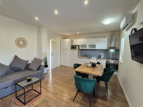 Brand-new apartment in Trogir