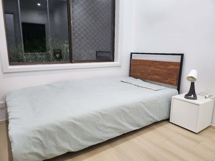 საძინებელი 1