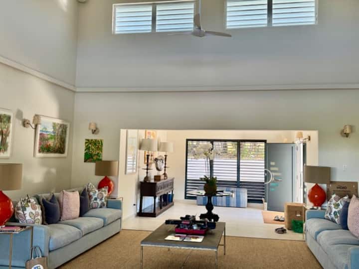 Sand Dollar, Luxury 6 Bed Rental - Antigua and Barbuda