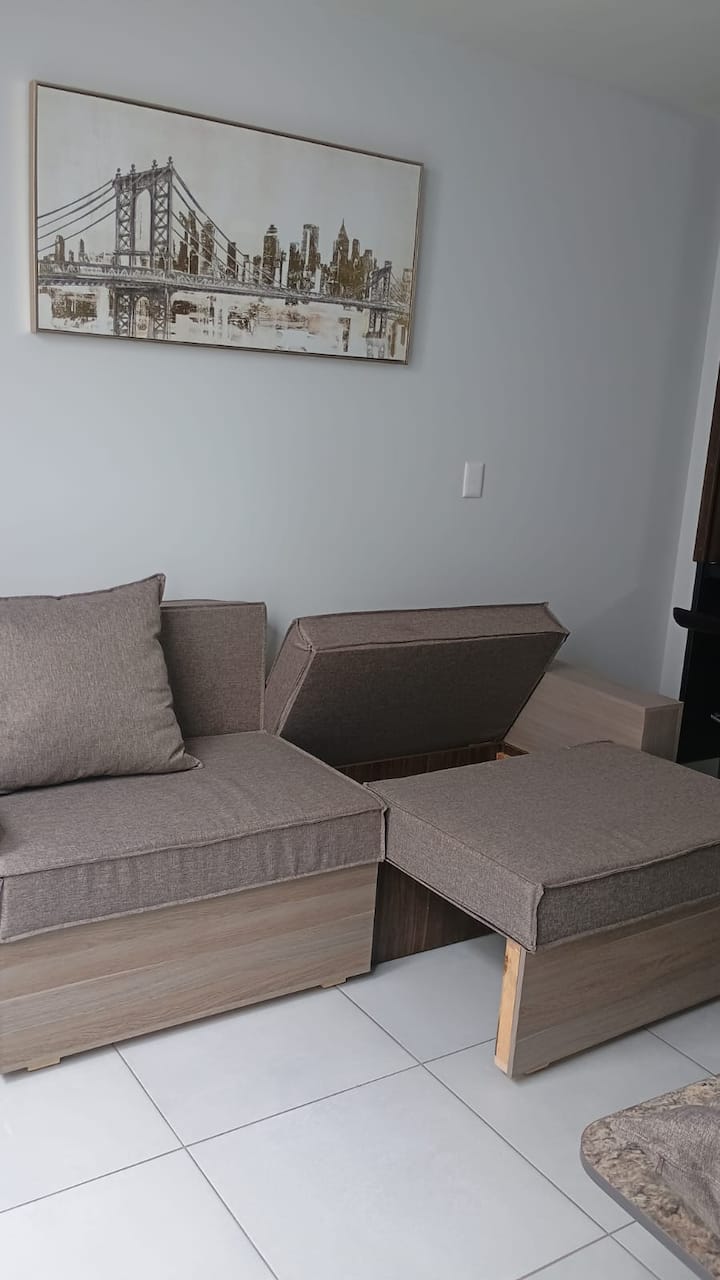 მისაღები ოთახი